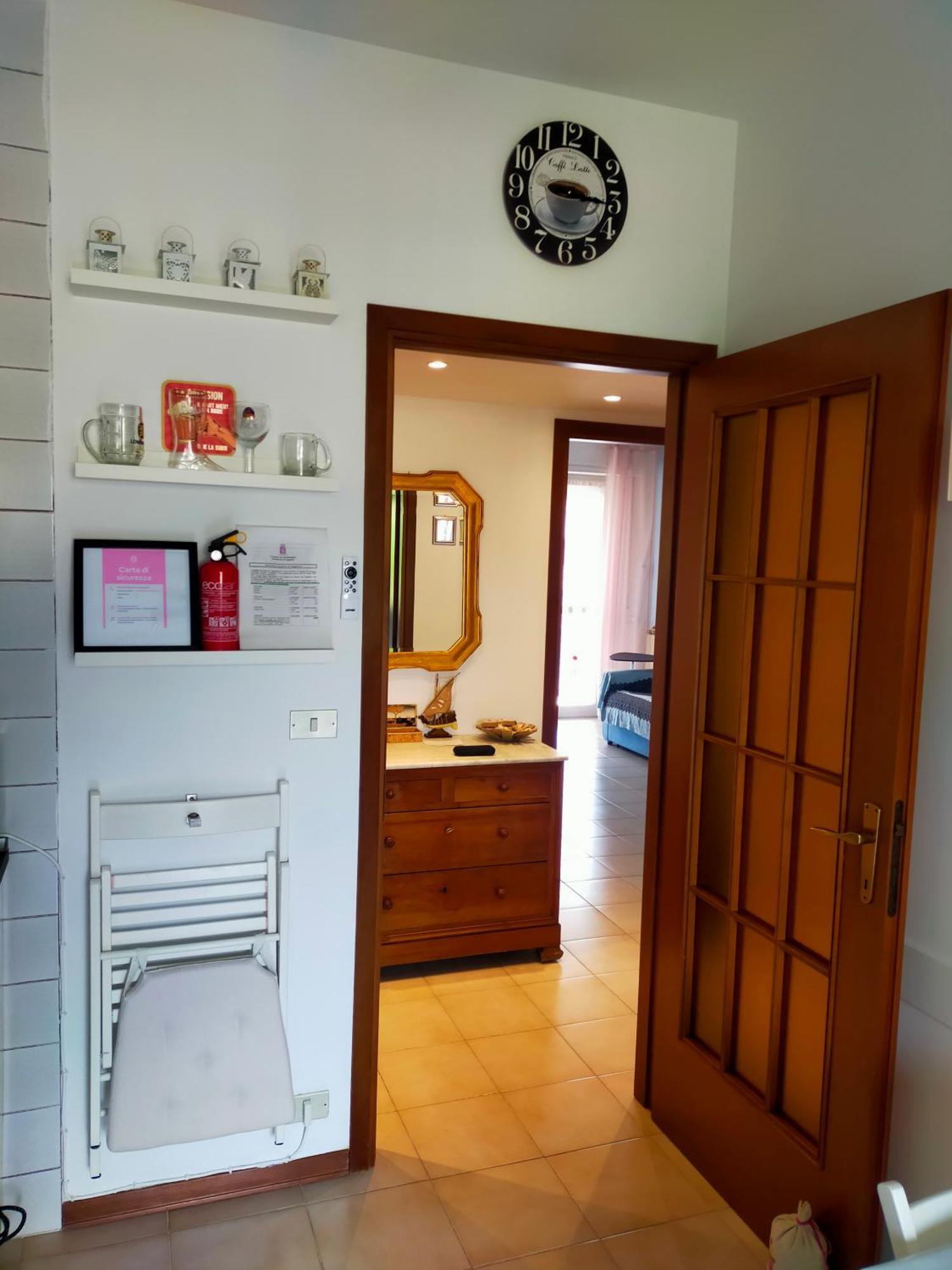 Appartamento Riviera Trilocale Wifi E Parcheggio Privato Ventimiglia Exterior foto